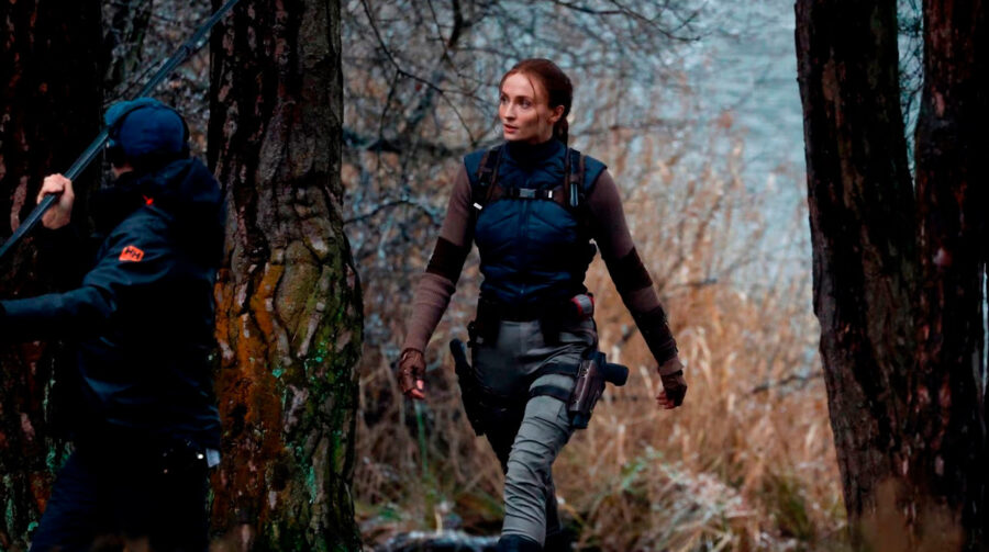 Sophie Turner como Lara Croft em Tomb Raider